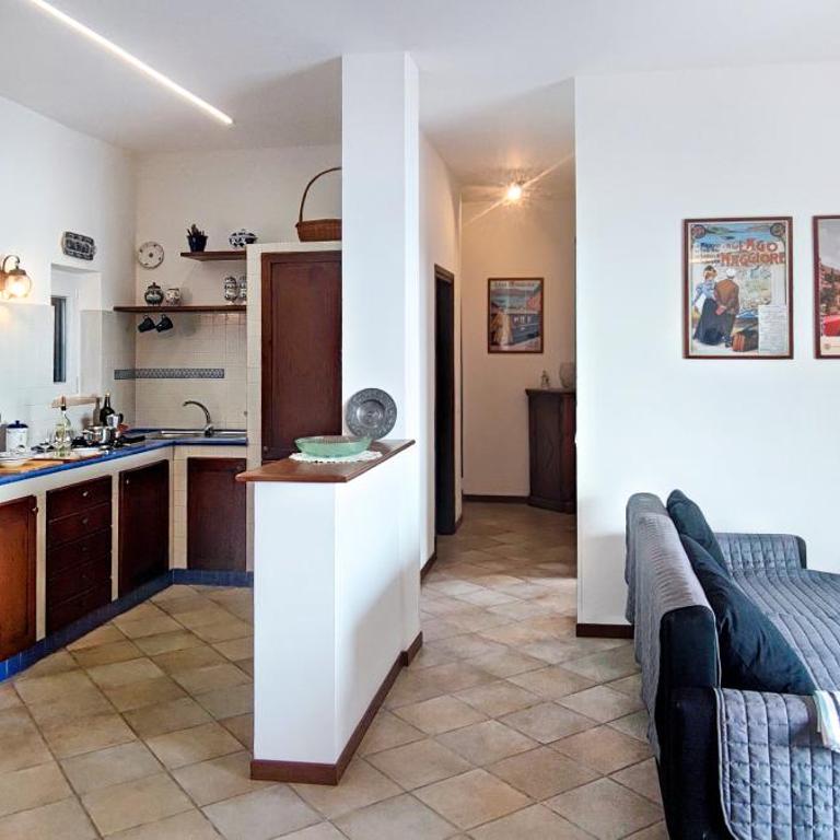 Casa di Angela - Appartamento con 2 Camere da Letto e Vista Lago - 10