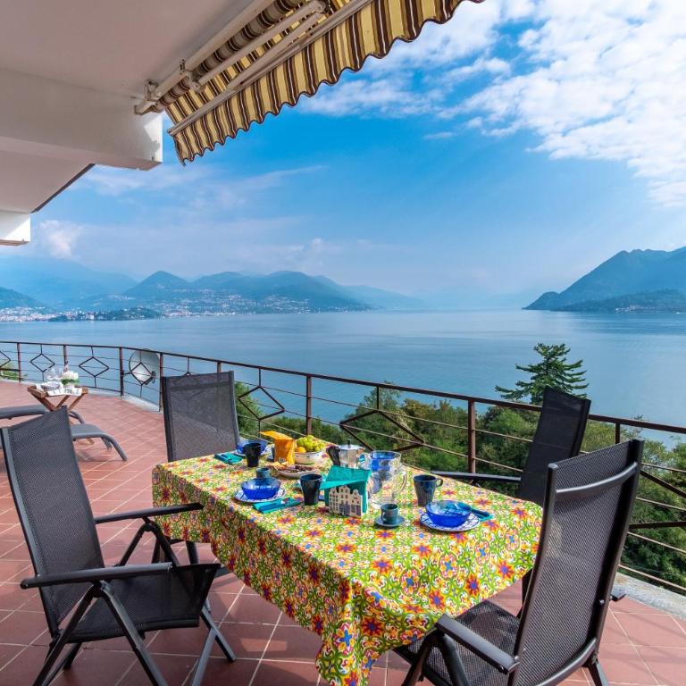 Casa di Angela - Appartamento con 2 Camere da Letto e Vista Lago - 1