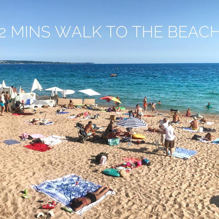 2 Bedrooms Apartment-Cannes Center Suquet-2mins to Beach & 10mins to Palais-AirConditioning & FiberWifi - Appartement 2 Chambres - Vue sur Jardin - 17