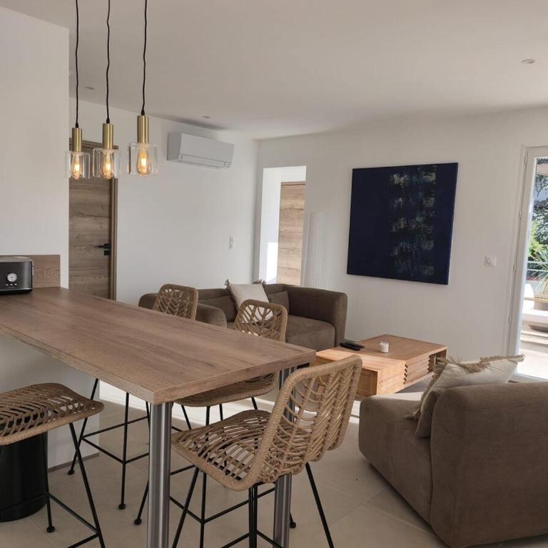 Cosy Riviera Apartment with Terrace near the beach - Apartment mit 2 Schlafzimmern - 2