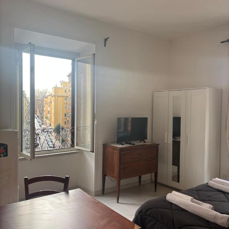 Testaccio Immobiliare - Camera Matrimoniale - 15