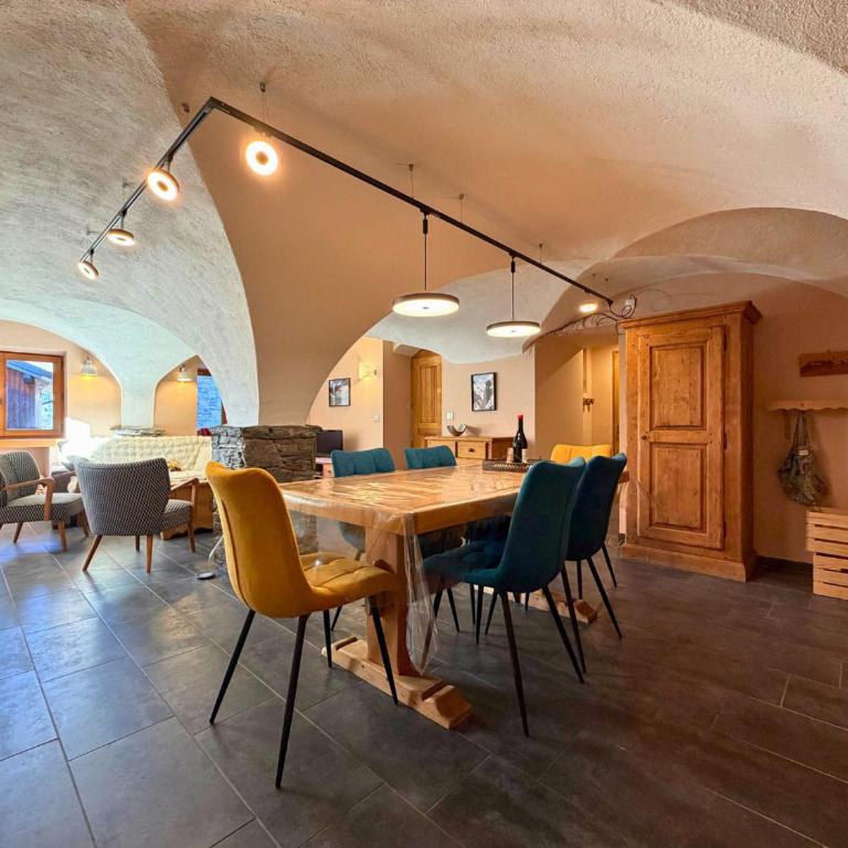 Authentique appartement vouté rénové à St Martin, 2 chambres, 4 pers, proche pistes - FR-1-452-57 - Appartement 2 Chambres - 8