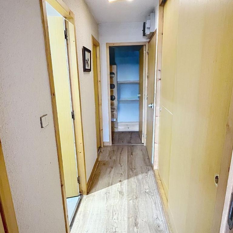 Appartement proche des pistes avec balcon, vue sur vallée - FR-1-688-105 - Appartement - 15
