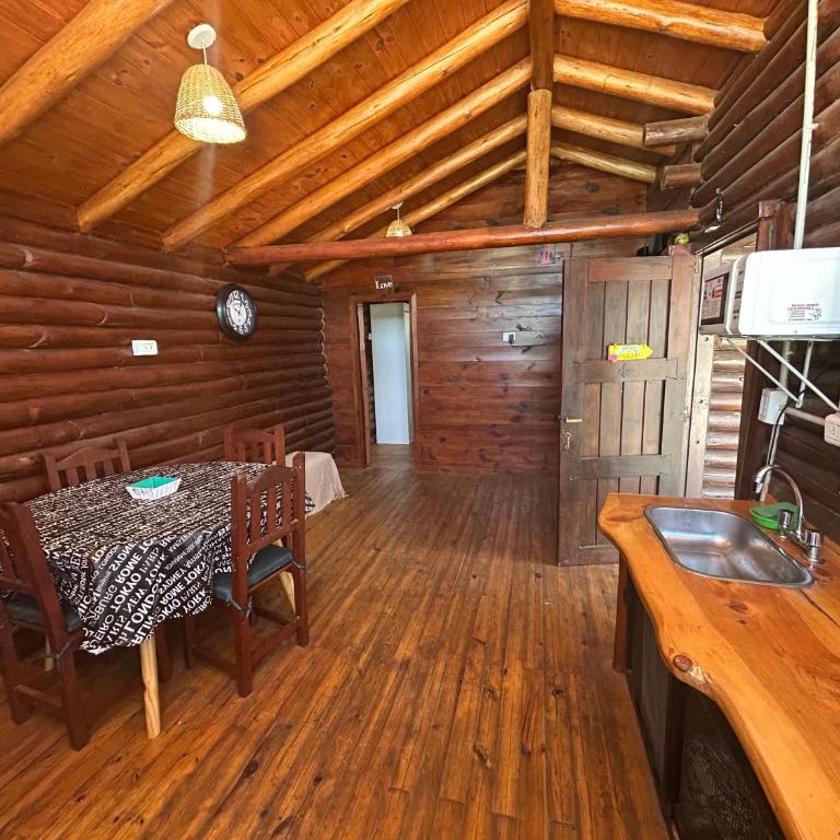 Cabaña con pileta en Villa Carlos Paz - Casa con 1 dormitorio - 8