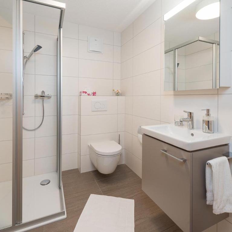 Millegga Grächen - Three-Bedroom Apartment - 9