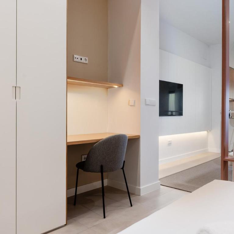 Panther Home Santa Justa I - Estudio Superior - 18