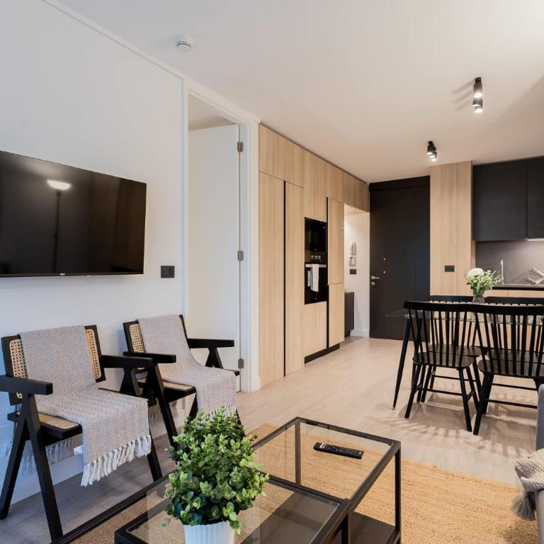 Exclusive Experience 1BR in Las Condes 3 Sleep - Apartment - 8