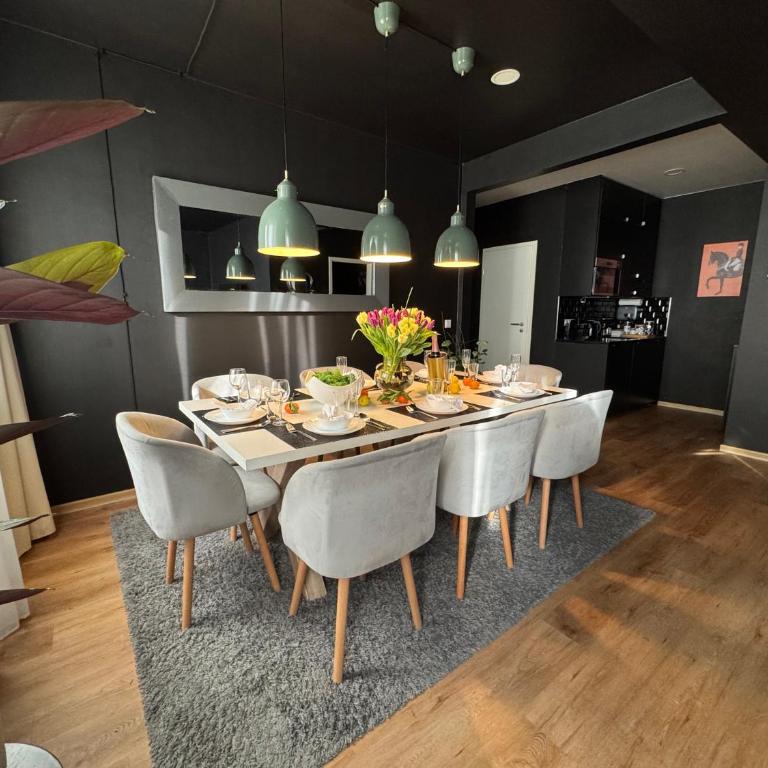 MAIER Suite Nürnberg - P03 - Parkplatz - nahe U-Bahn Maximilianstraße - 24h Self Check-in - Two-Bedroom Apartment - 14