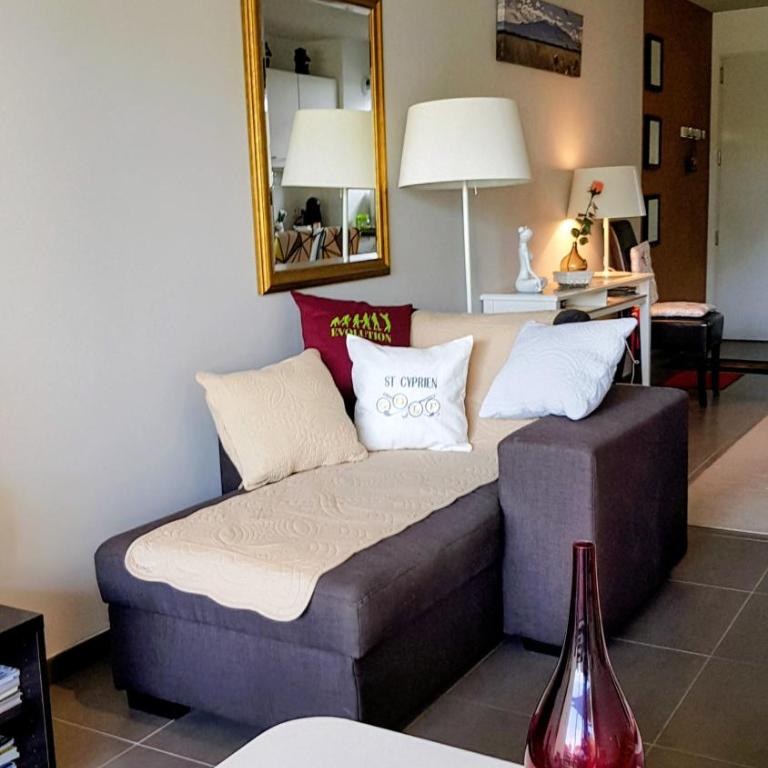 VERT Paradis ST CYPRIEN GOLF CLAIR 3 étoiles, 80 m2 avec Terrasse Pergola, Vue apaisante sur Pins parasols, 2è étage, 2 chambres, 3 CLIM, WIFI - Piscine, Parking et Park à vélos, Ascenseur - en Option Linge, Ménage - Pistes cyclables, Mer à proximité - Two-Bedroom Apartment - 21
