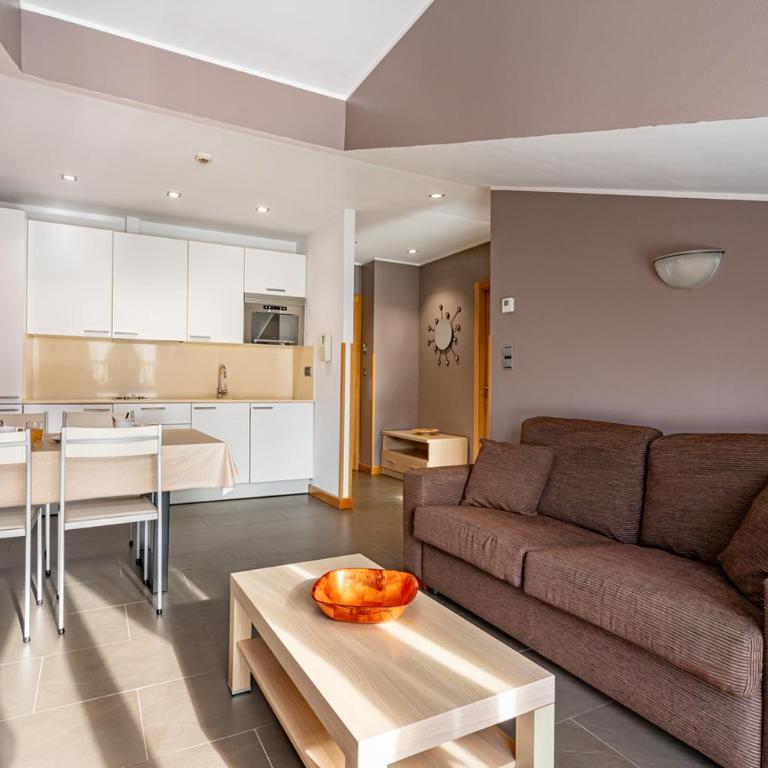 Apartamentos Spa Cueto - Apartamento Ático (2 adultos + 2 niños) - 4