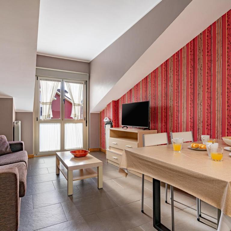 Apartamentos Spa Cueto - Apartamento Ático (2 adultos + 2 niños) - 5