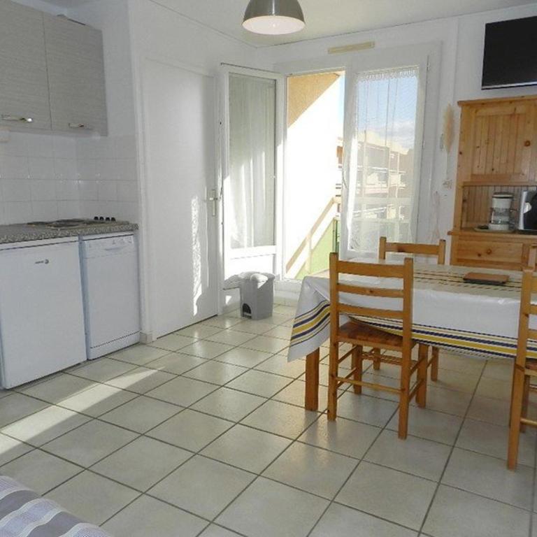 BO040-10118 Appartement 3 pièces 5 couchages BORMES LES MIMOSAS - Two-Bedroom Apartment - 2