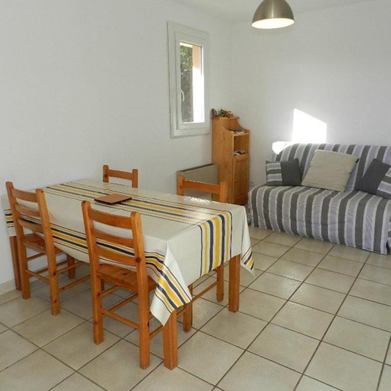 BO040-10118 Appartement 3 pièces 5 couchages BORMES LES MIMOSAS - Two-Bedroom Apartment - 4