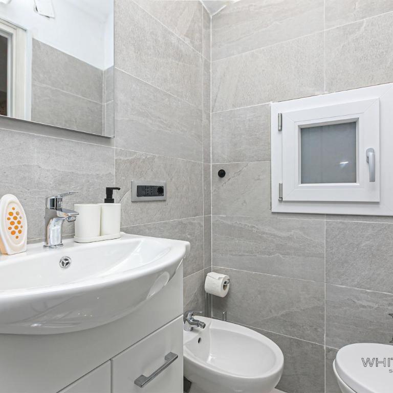 Ibisco house by ML WHITE HOUSE - Appartamento con 1 Camera da Letto - 2