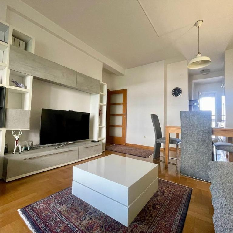 2 BR WorkNest at Dorcol - Apartman sa 2 Spavaće Sobe - 1