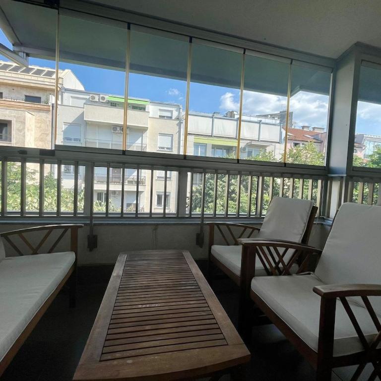 2 BR WorkNest at Dorcol - Apartman sa 2 Spavaće Sobe - 18