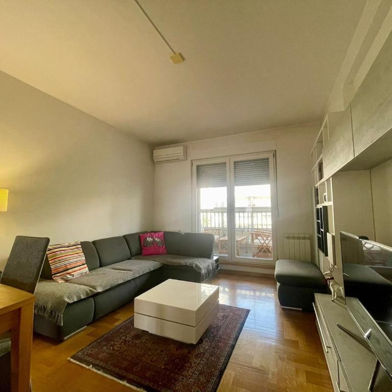 2 BR WorkNest at Dorcol - Apartman sa 2 Spavaće Sobe - 19