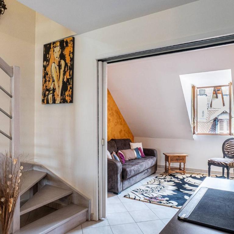 Carnot Duplex, spacieux 3 pièces avec 2 chambres sur les rue piétonnes - Maisonette-Apartment - 11