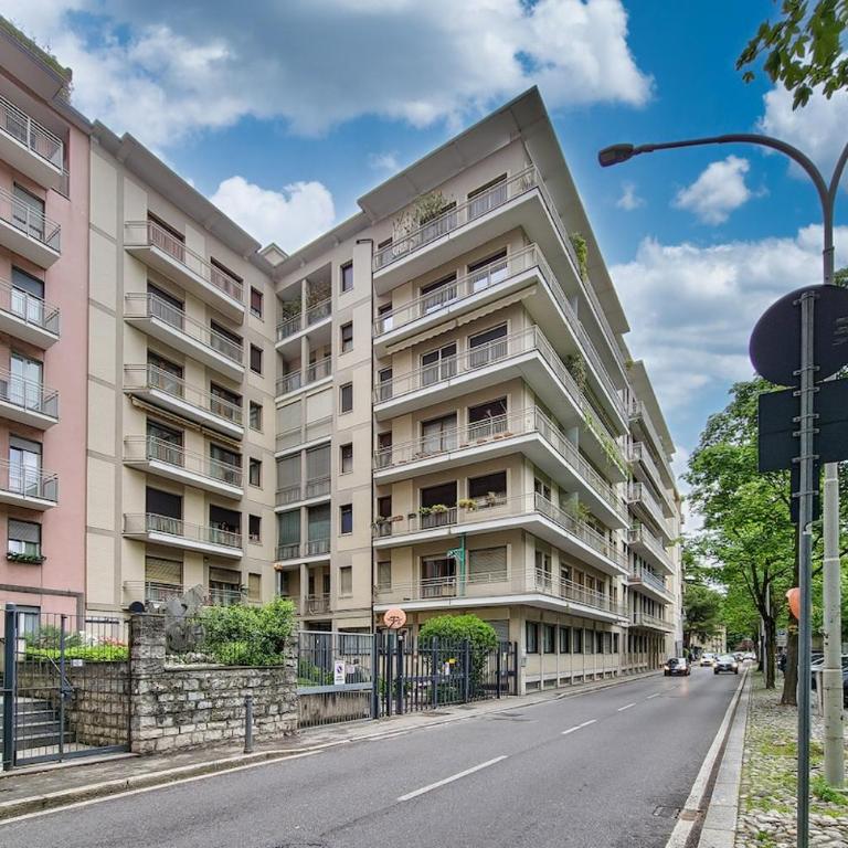 Viale Varese - in pieno centro - One-Bedroom Apartment - 11