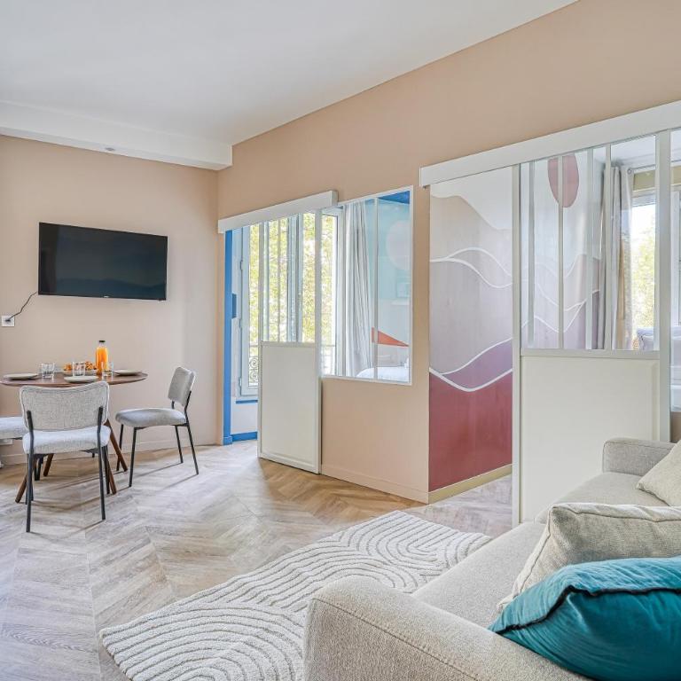 Calm and Comfortable 2-Bedroom Apartment in Paris 17th - Appartement 2 Chambres - 15