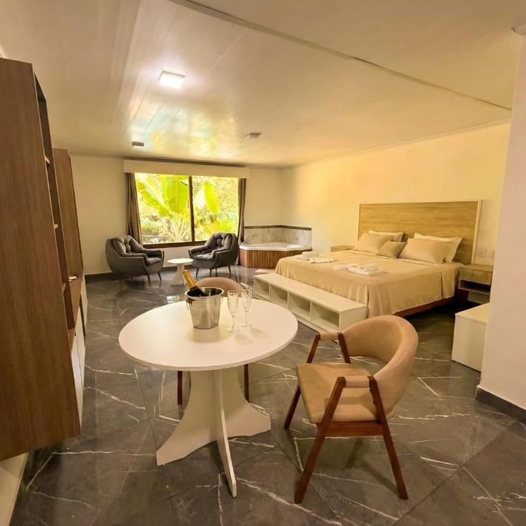 Hotel Cabañas Complejo Ysyry Misiones - Suite with Hot Tub - 2