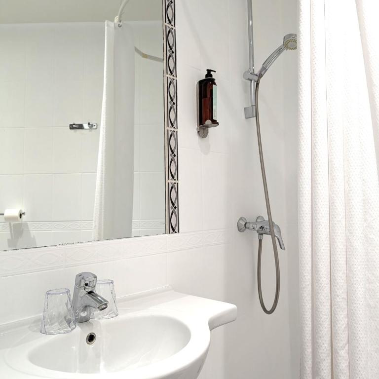 H33 Hôtel - Chambre Double Standard - 15