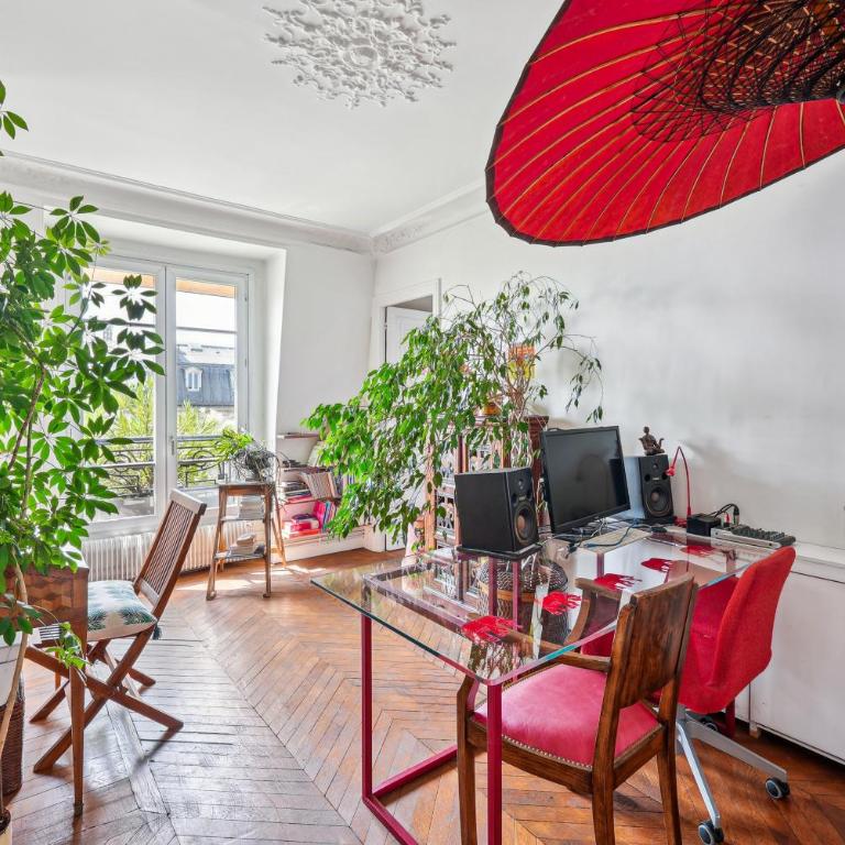 Grand Appartement Haussmannien au Cœur de Paris - Chambre Quadruple - 13