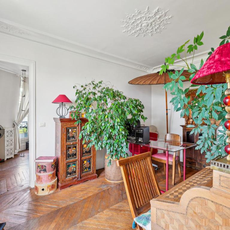 Grand Appartement Haussmannien au Cœur de Paris - Chambre Quadruple - 14