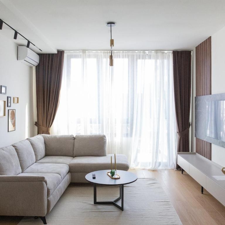 Cozy 2 Bedroom Nest at BW - Apartman sa 2 Spavaće Sobe - 1