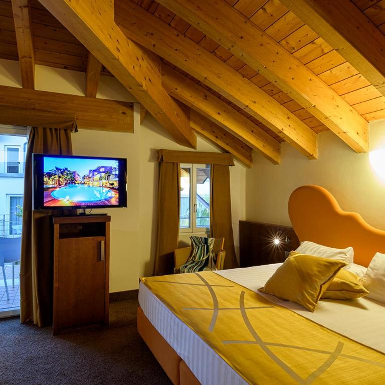 Color Hotel Style, Design & Gourmet - Camera Matrimoniale Elegance - 2