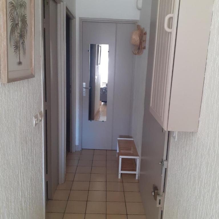Appartement T2 classé 3 étoiles, à 400m de la plage - Apartamento de 1 dormitorio - 9
