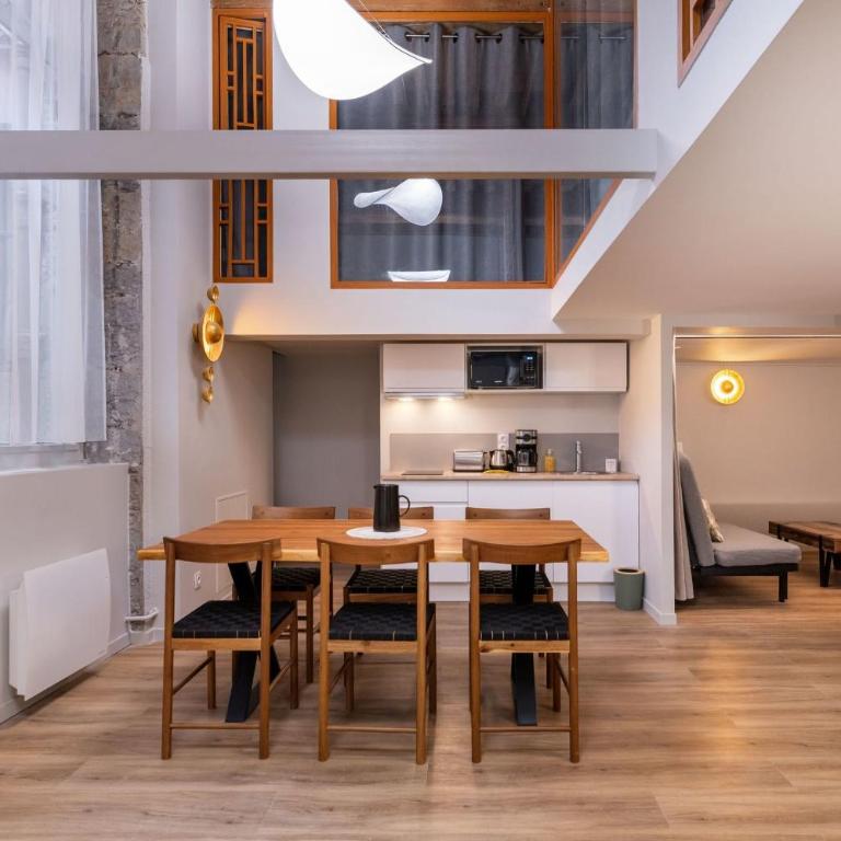 Chic & unique duplex Saône River view Sleeps 6 Shanghai-style - Apartment - 3