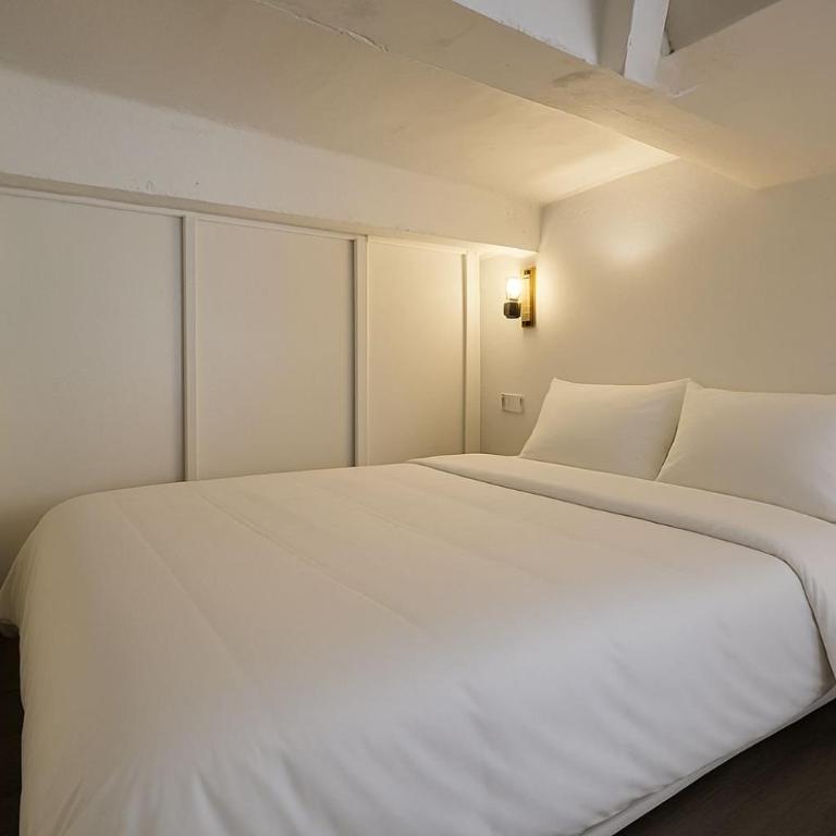 Studio avec extérieur proche plage et vieux port - Apartment - 9