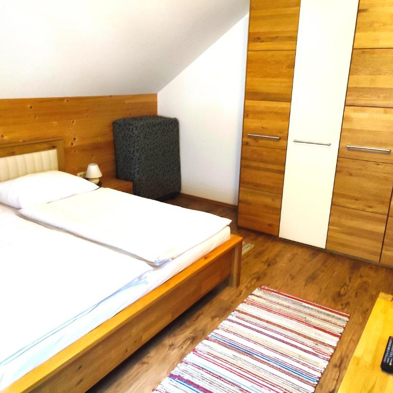 Ferienwohnung Almenland Familie Bruggraber mit 2 Schlafzimmer - Apartment mit 1 Schlafzimmer - 15