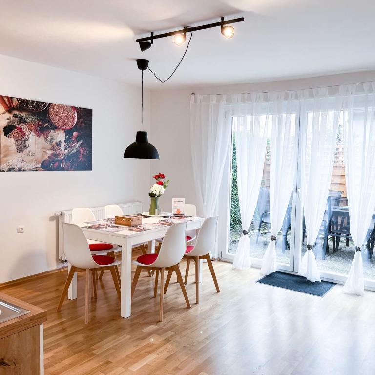 AugsburgLiving - Business- und Ferienapartments - Apartamento de 3 dormitorios - 24