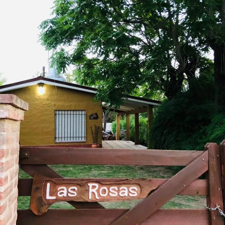 Cabaña - casa - chalet con pileta a minutos de Villa Carlos Paz para 8 personas - Casa de 2 dormitorios - 1