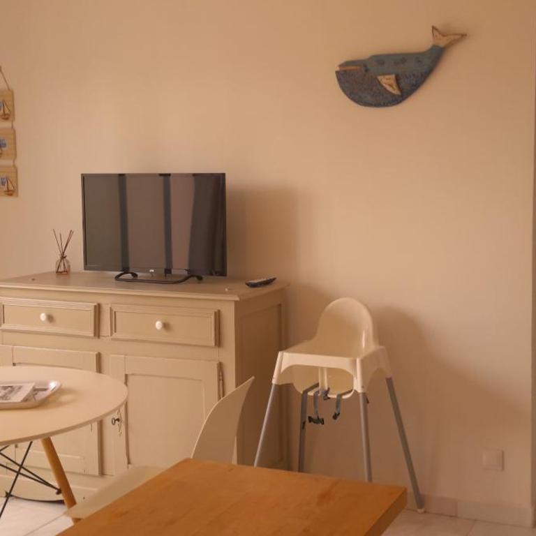 Villa des Cyprés - Appartement - Vue sur Jardin - 8