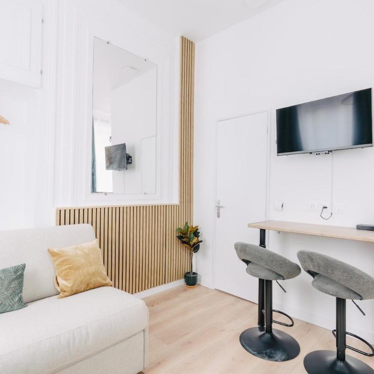 Refuge lumineux au pied de la cathédrale - One-Bedroom Apartment - 11