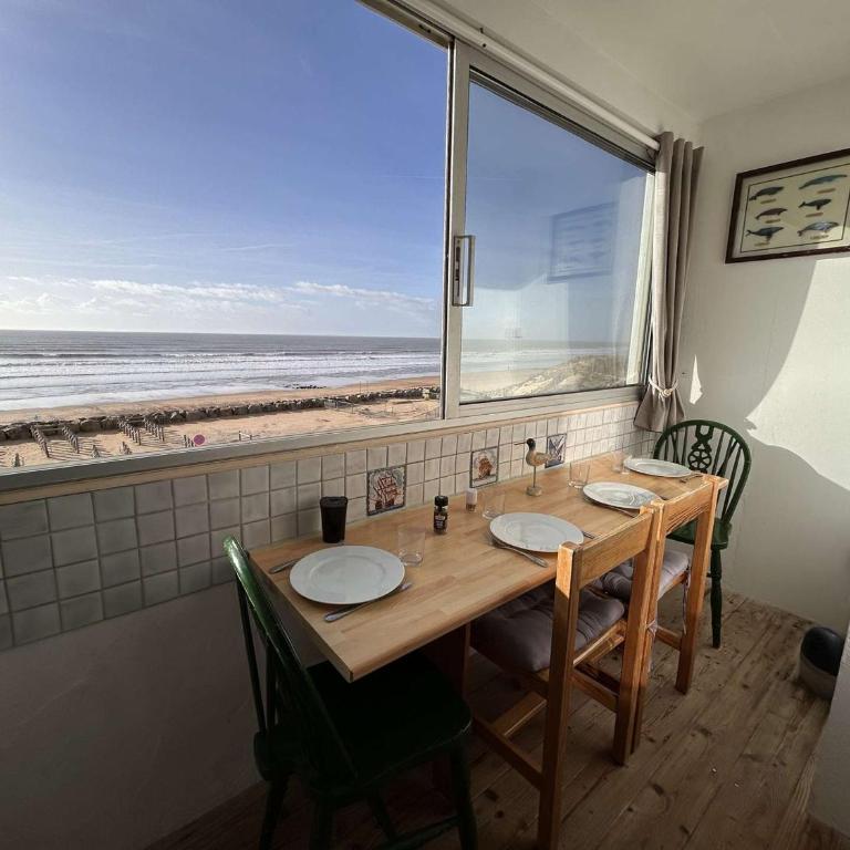Superbe Appartement 3 pièces, 6 Couchages, Plage à 50m - FR-1-224C-365 - Apartment - 5
