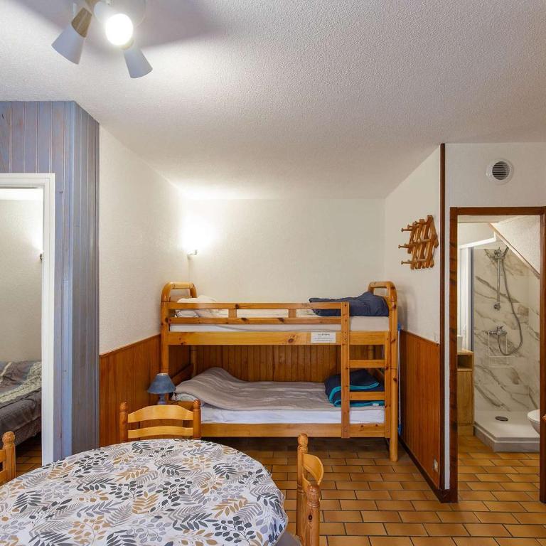 Chalet cosy, 4 pers., parking, proche télécabine - FR-1-401-319 - Appartement - 6