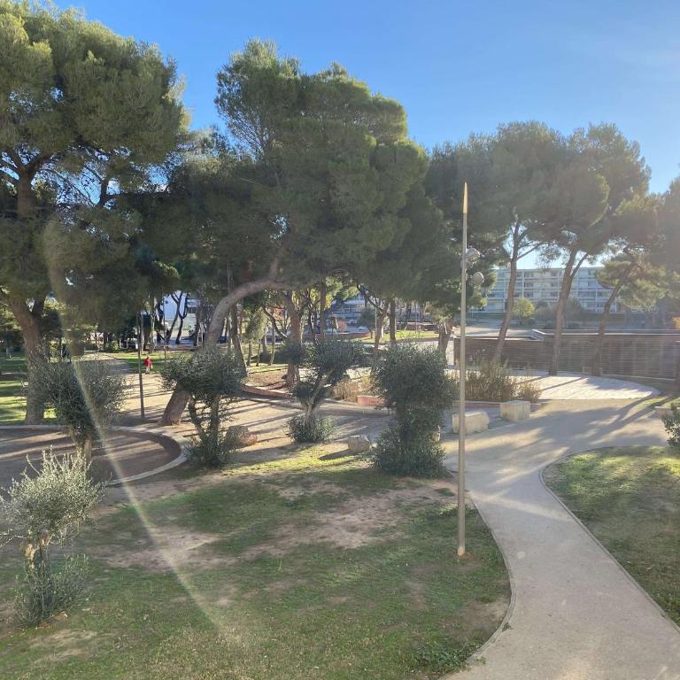Studio avec climatisation à Balaruc-les-Bains - FR-1-553-318 - Studio - 11