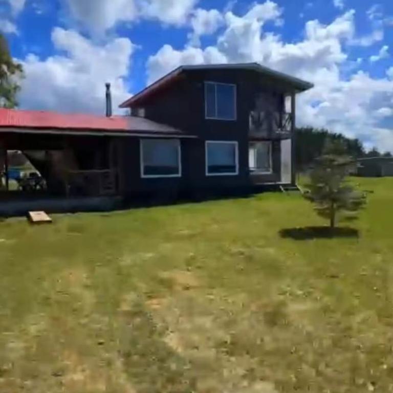 Casa Maitén con vista al volcán - Three-Bedroom House - 2