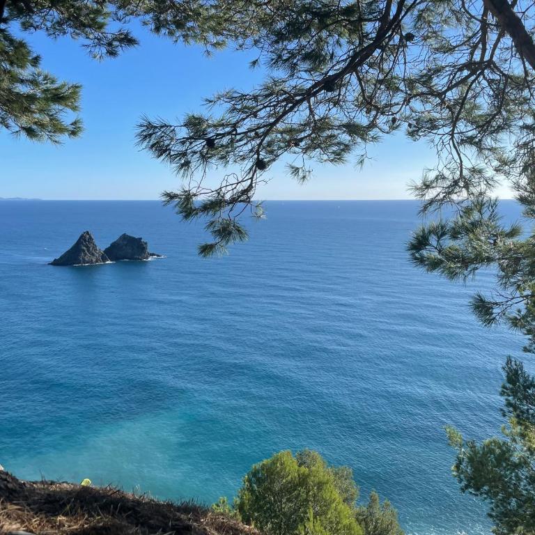 Vue mer incroyable, piscine, tennis et accès plage - 3 chambres - Apartment mit 3 Schlafzimmern und Hafenblick - 2
