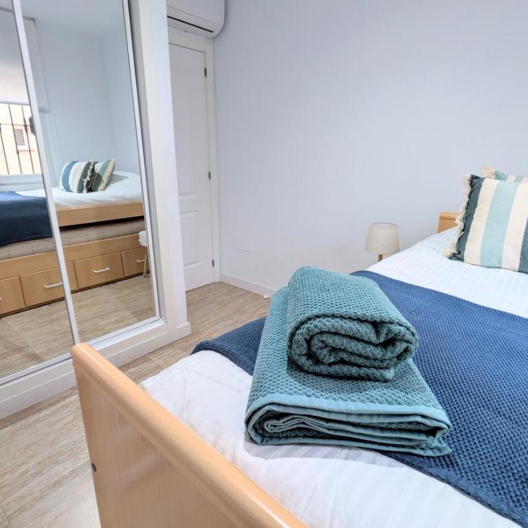 Elegant Sea View Apartment Near Beach & Train - Apartamento de 2 dormitorios - 49