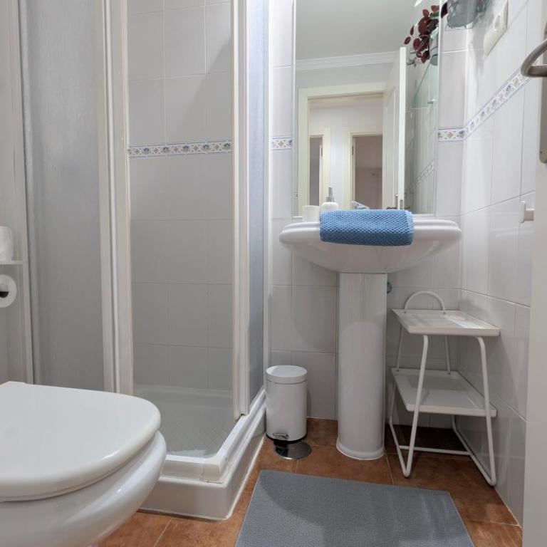 Elegant Sea View Apartment Near Beach & Train - Apartamento de 2 dormitorios - 45