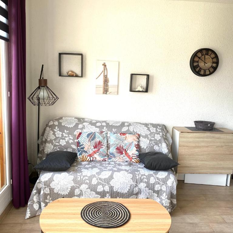 Farniente et douceur en plein Centre de Calvi - Two-Bedroom Apartment - 3