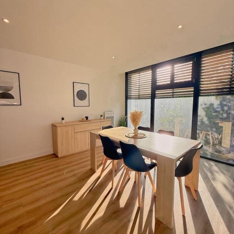 Grand Square -5 min from train station & center - Apartment mit 2 Schlafzimmern und Stadtblick - 20