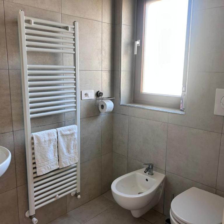 Appartamenti Purofiore - Three-Bedroom Apartment with Balcony - 8