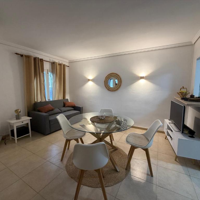 PATIO ANDALUZ en Dénia - Apartamento de 1 dormitorio - 2