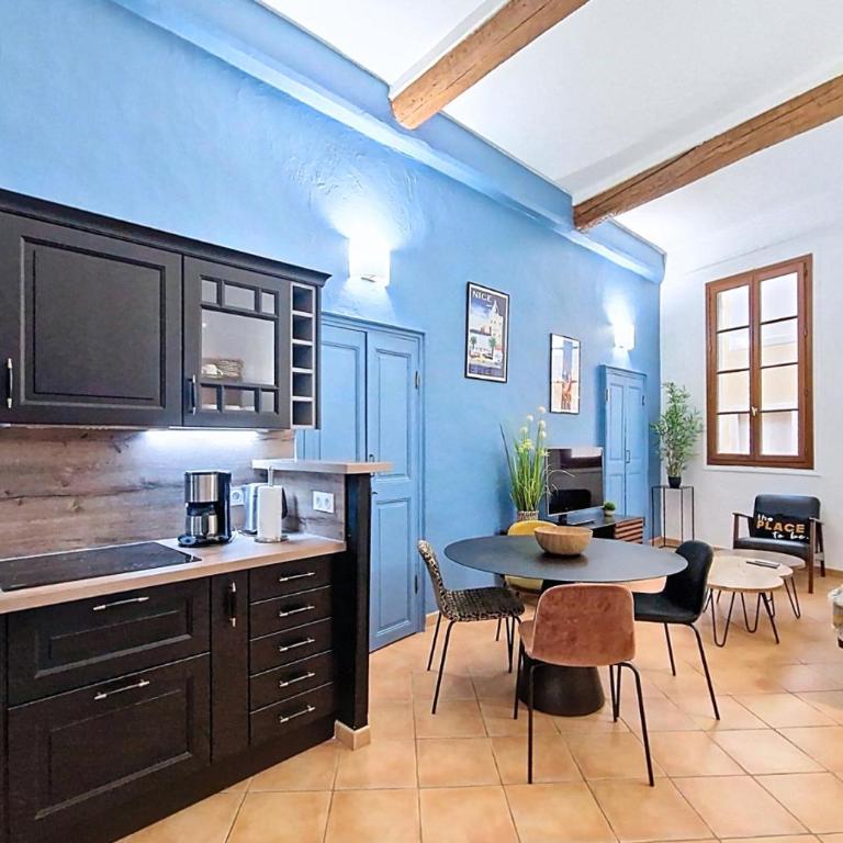 Nestor&Jeeves - L ESCALE - Old Town - Appartement 2 Pièces - 4